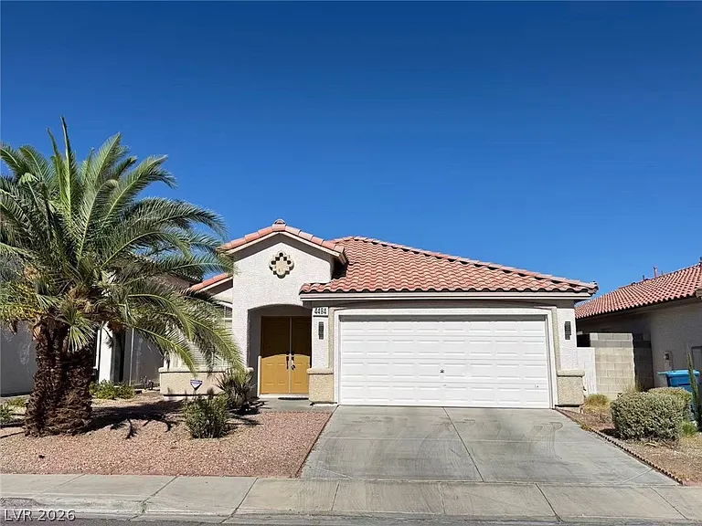 4484 Willowhill Ct — Photo 1