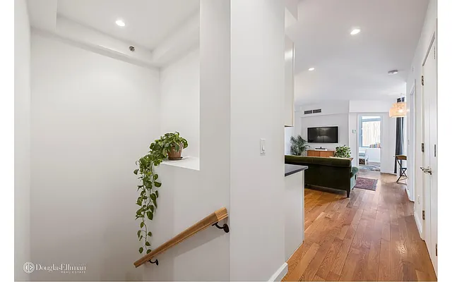 Rented by Douglas Elliman | media 17