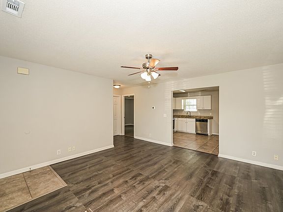 5th image of 2611 Hawk Eye Ct