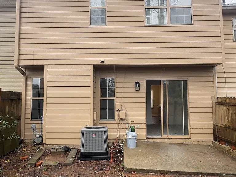 875 Joseph Club Dr SW — Photo 18