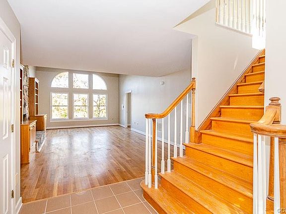 5th image of 14193 Hickory Oaks Ln