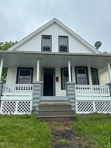8910 Harris Ave, Cleveland, OH, 44104