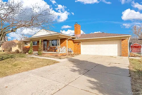8133 Southfield Dr Photo 1