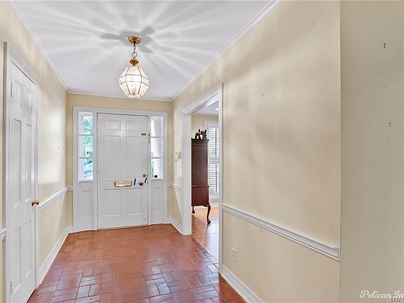 3rd image of 532 Monrovia St