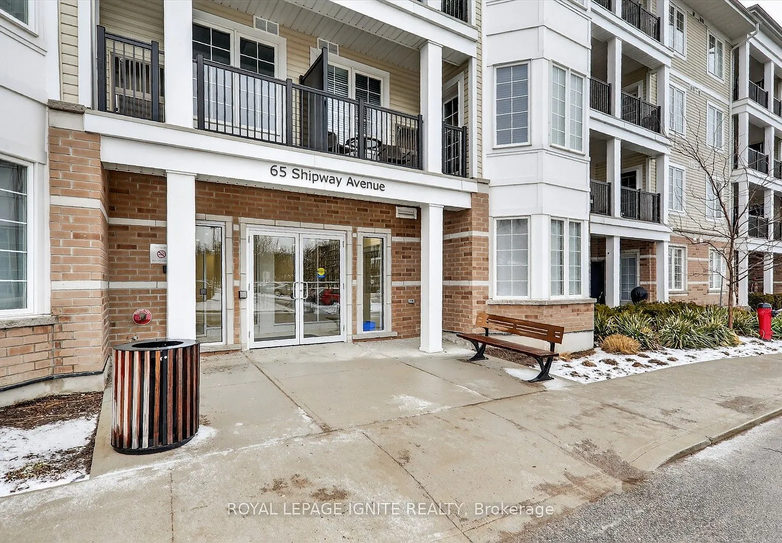 65 Shipway Ave — Photo 2