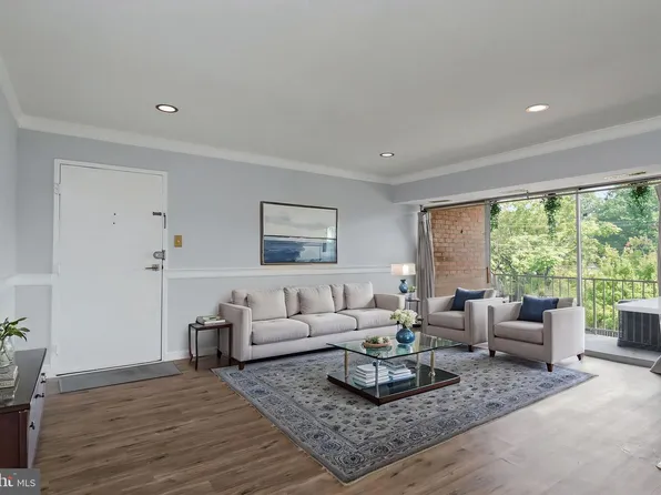 3708 N Rosser St APT 201, Alexandria, VA 22311