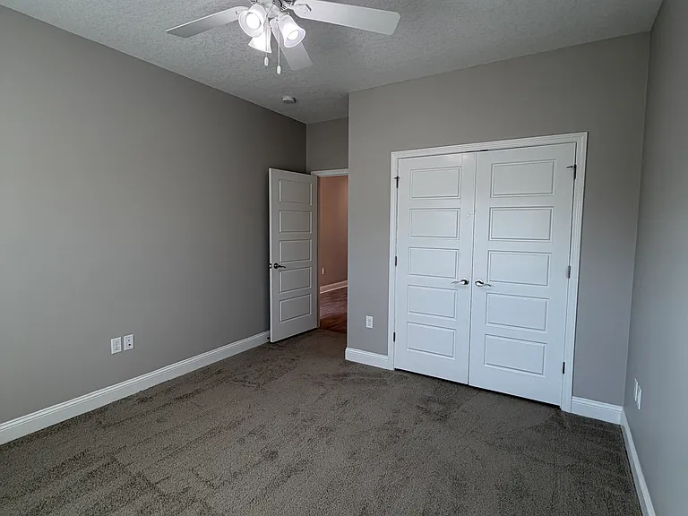 148 The Villas Way — Photo 8