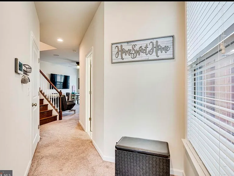 42440 Dogwood Glen Sq — Photo 6