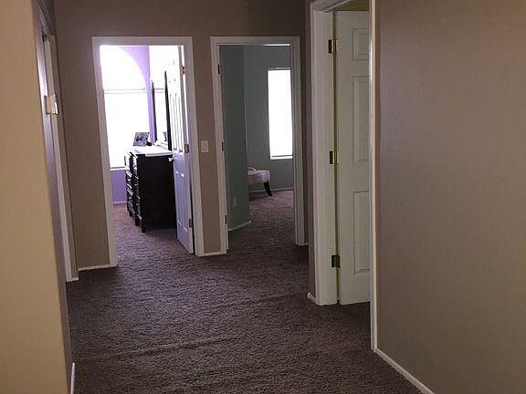 Upstairs walk way - PIC2