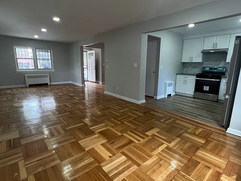 Edenwald Ave — Photo 2