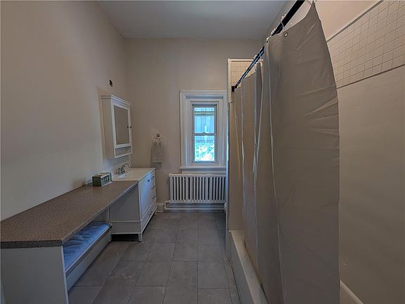 2nd image of 87 E Broad St APT 2