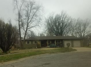 2813 N Edwards Ct, Wichita, KS 67204