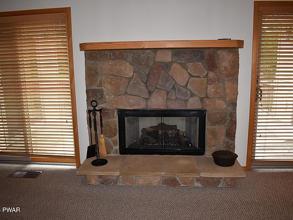 5th image of 801 Oriole Ct