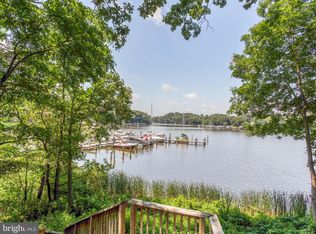 219 Lees Ln, Edgewater, MD 21037