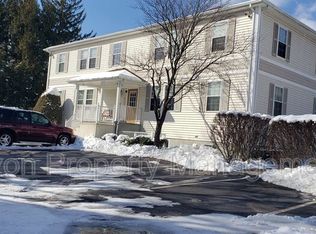 79 Cottage St #9, Pawtucket, RI 02860