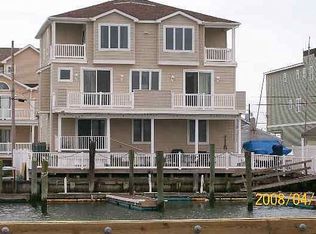 425 W Tacony Rd, Wildwood, NJ 08260