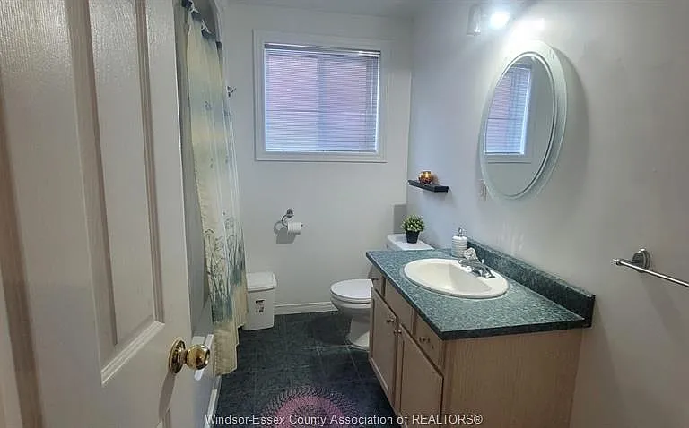 2680 Teedie Cres — Photo 17