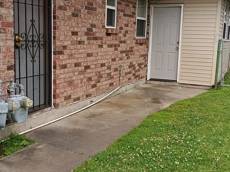 5565 Jordan Dr — Photo 5