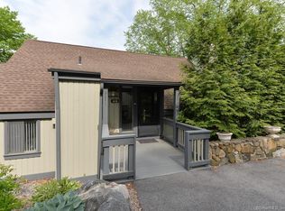 43 Heritage Vlg #B, Southbury, CT 06488