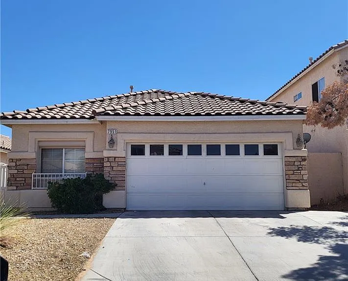 7951 Sky Birch Ct — Photo 1
