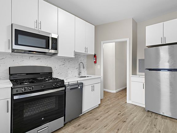 2nd image of 304 50th St APT 5C