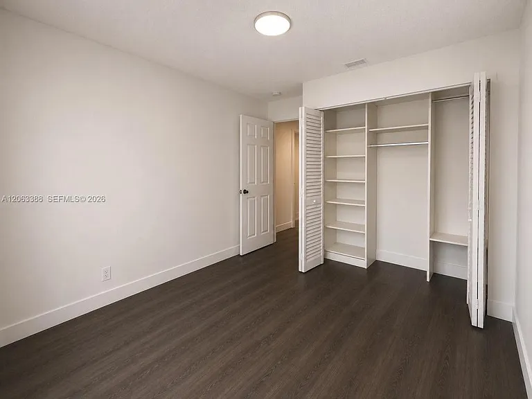 837 Tanglewood Cir #837 — Photo 8