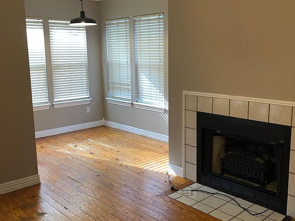 3rd image of 106 W Watson St