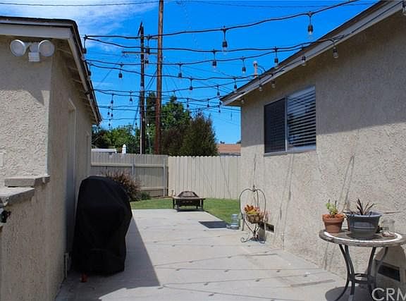 4th image of 3911 Stearnlee Ave
