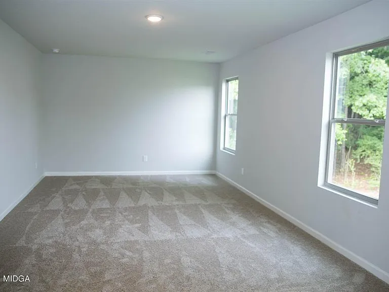 178 Goodall Woods Dr — Photo 17