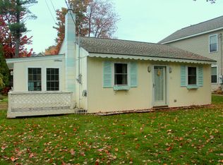 27 Maynard St, Wells, ME 04090