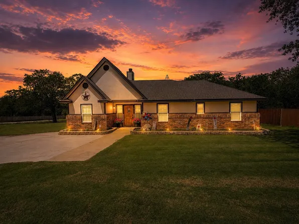 420 Sessums Rd, Springtown, TX 76082
