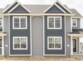 1087 Tundra Ave, Oregon, WI 53575