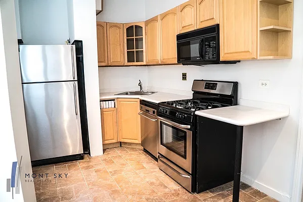 Sold by Mont Sky Real Estate | media 22