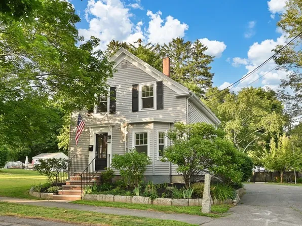 15 Clark St, Danvers, MA 01923