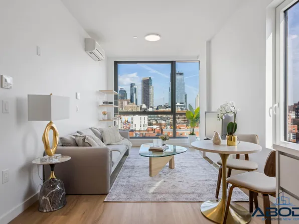 159 3rd Avenue image 1 of 32