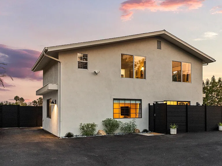 1378 Sycamore Canyon Rd — Photo 40