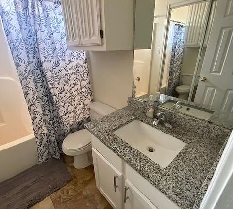Bathroom for Masterbedroom