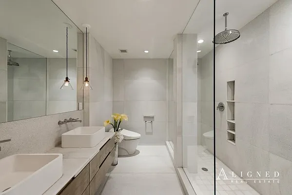 Sold by Isaacs Ganz Real Estate | media 13