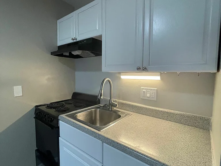 Experience elegant simplicity in this beautifully designed kitchen corner. Experience elegant simplicity in this beautifully designed kitchen corner.