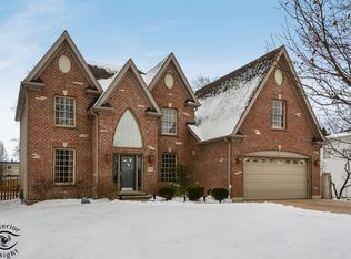 347 Central Ave, Addison, IL 60101