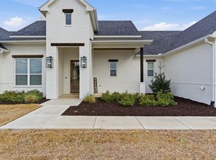 815 Wind River Pass, Azle, TX 76020