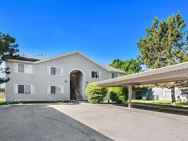9143 W Cory Ln — Photo 1