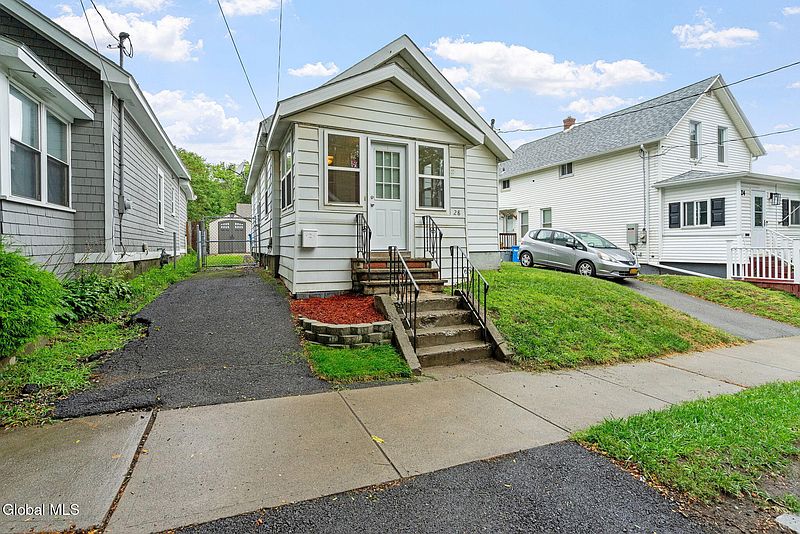 3rd image of 28 Tremont Street