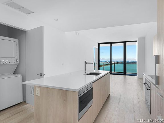 2nd image of 482 NE 31st St #3115