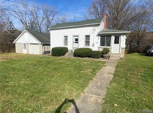 591 Holland Rd, Arcade, NY 14009