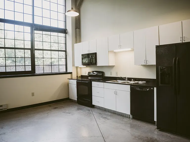 Reynolds Lofts — Photo 41