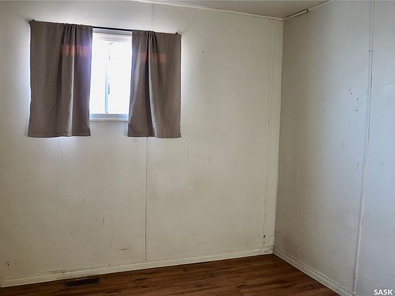 5th image of 106 Garry Street