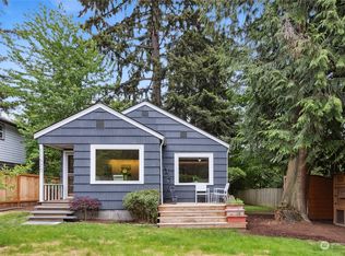 11520 Roosevelt Way NE, Seattle, WA 98125