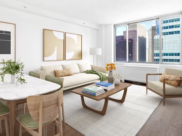 271 West 47th Street image 2 of 19