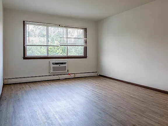 2505 Monterey Dr #10 — Photo 5